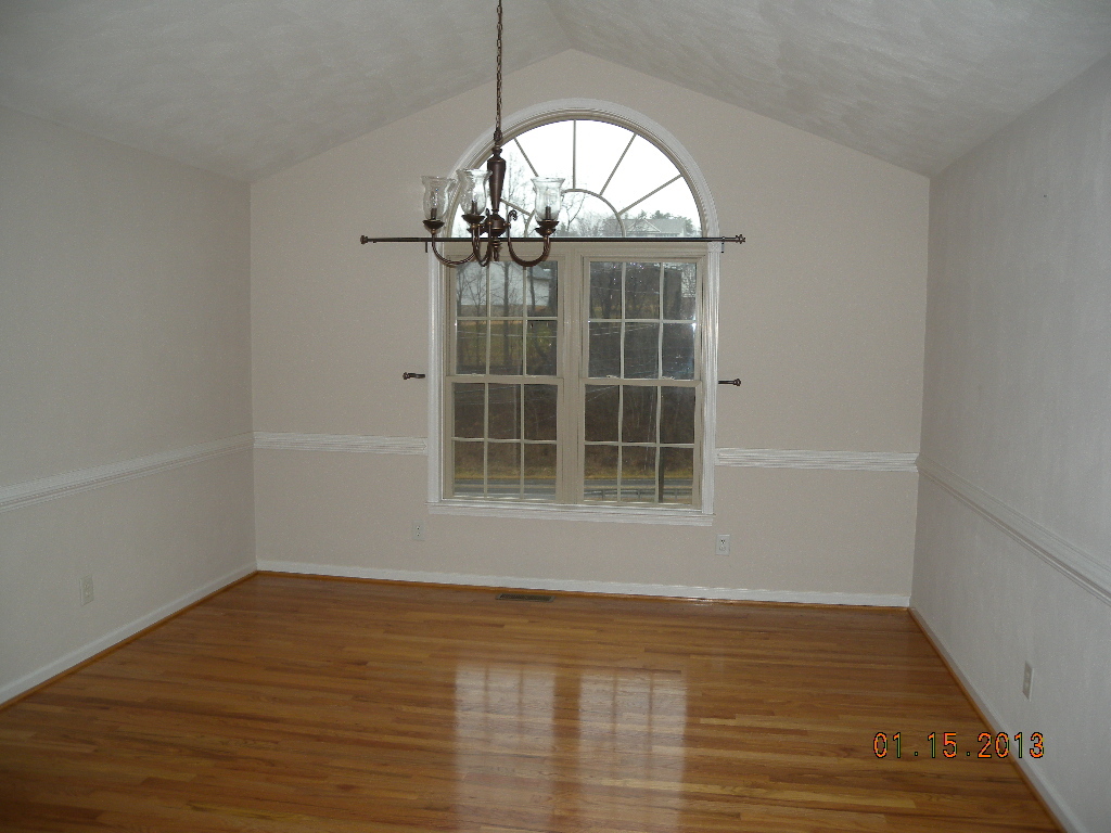 3853 Read Mountain Road Cloverdale, VA 24077 - Photo 4 of 26 013