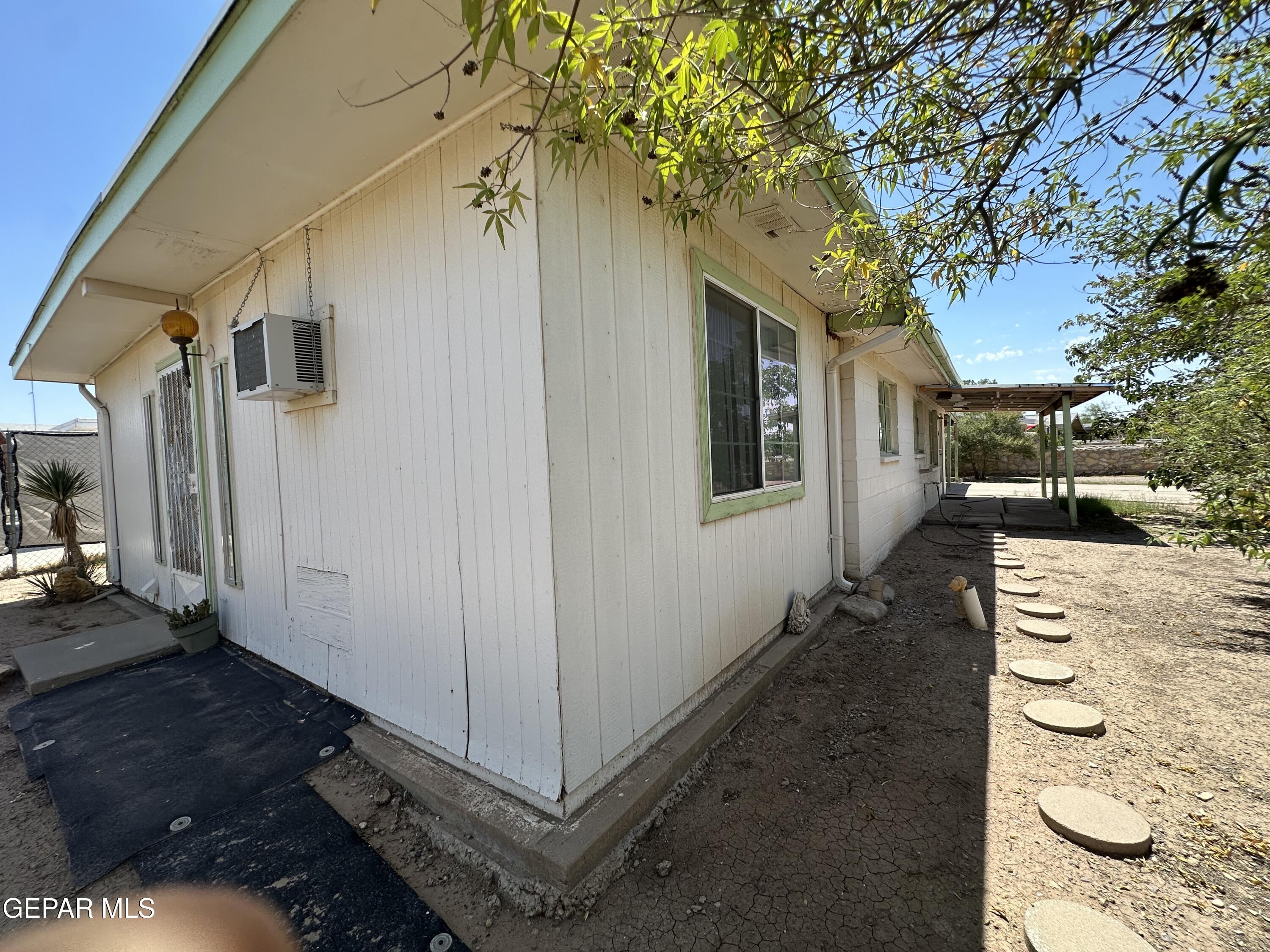 200 Durrill Road El Paso, TX 79915 - Photo 9 of 19 IMG_5073