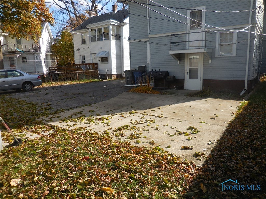 4121 Carthage Road Toledo, OH 43612 - Photo 5 of 8 Gallery Image 5