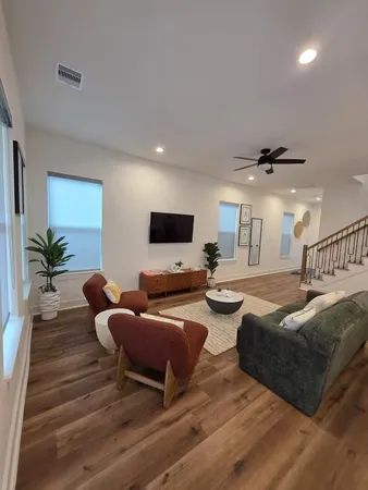 $2,650 | 1106 Paul Quinn Street, Unit K, Houston, TX 77091