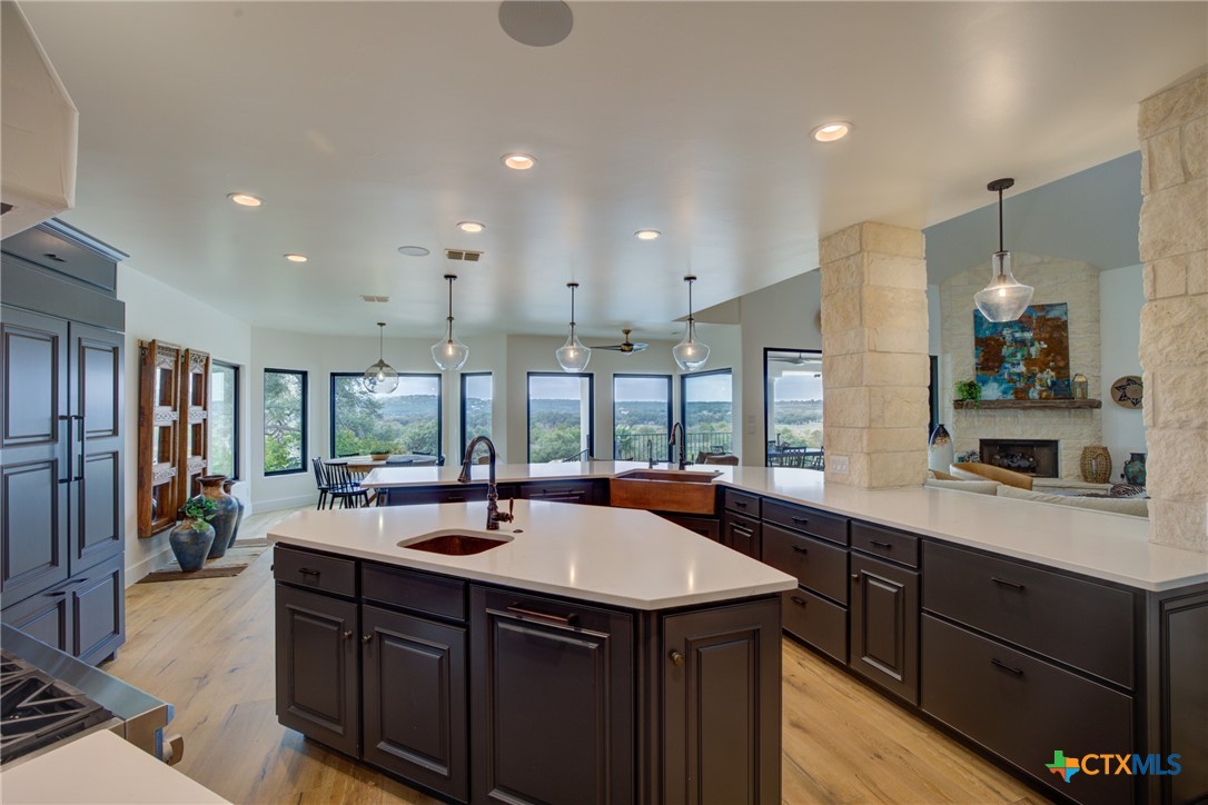 334 Arthur Court Spring Branch, TX 78070 - Photo 5 of 37