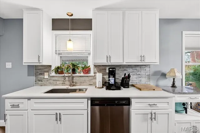 $277,900 | 10814 Galena Court, St. Louis, MO 63123