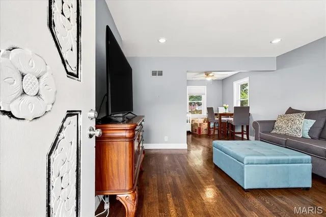 $277,900 | 10814 Galena Court, St. Louis, MO 63123