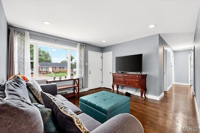 $277,900 | 10814 Galena Court, St. Louis, MO 63123