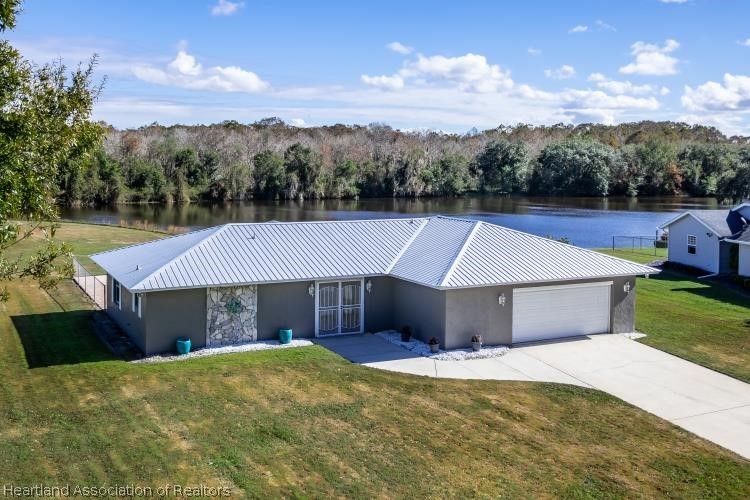 5708 Thunder Road Sebring, FL 33876 - Photo 1 of 34 Gallery Image 1