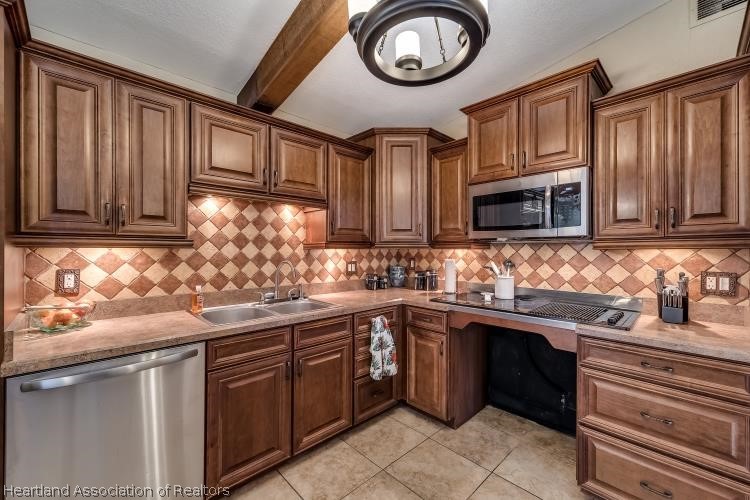 5708 Thunder Road Sebring, FL 33876 - Photo 2 of 34 Gallery Image 2