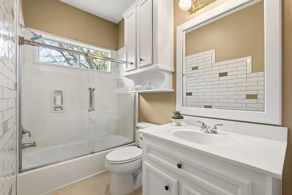 $1,790,000 | 55 South Benton Woods Circle, The Woodlands, TX 77382