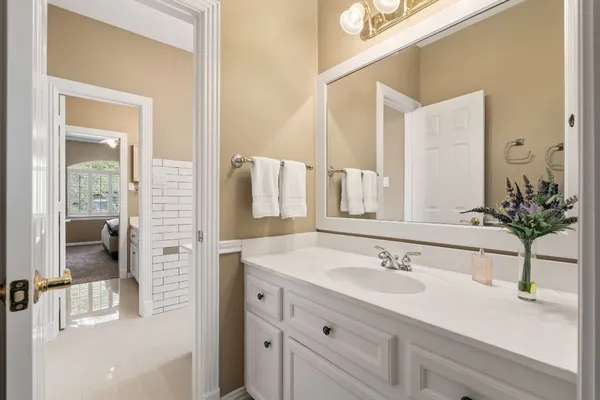 $1,630,000 | 55 South Benton Woods Circle, The Woodlands, TX 77382