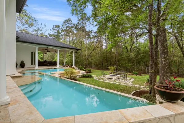 $1,790,000 | 55 South Benton Woods Circle, The Woodlands, TX 77382