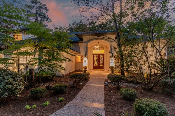 $1,790,000 | 55 South Benton Woods Circle, The Woodlands, TX 77382