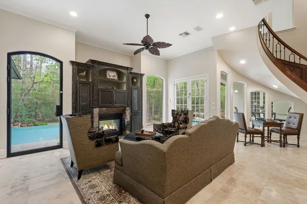 $1,630,000 | 55 South Benton Woods Circle, The Woodlands, TX 77382