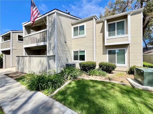 $3,080 | 5850 Portsmouth Road, Unit 283, Yorba Linda, CA 92887