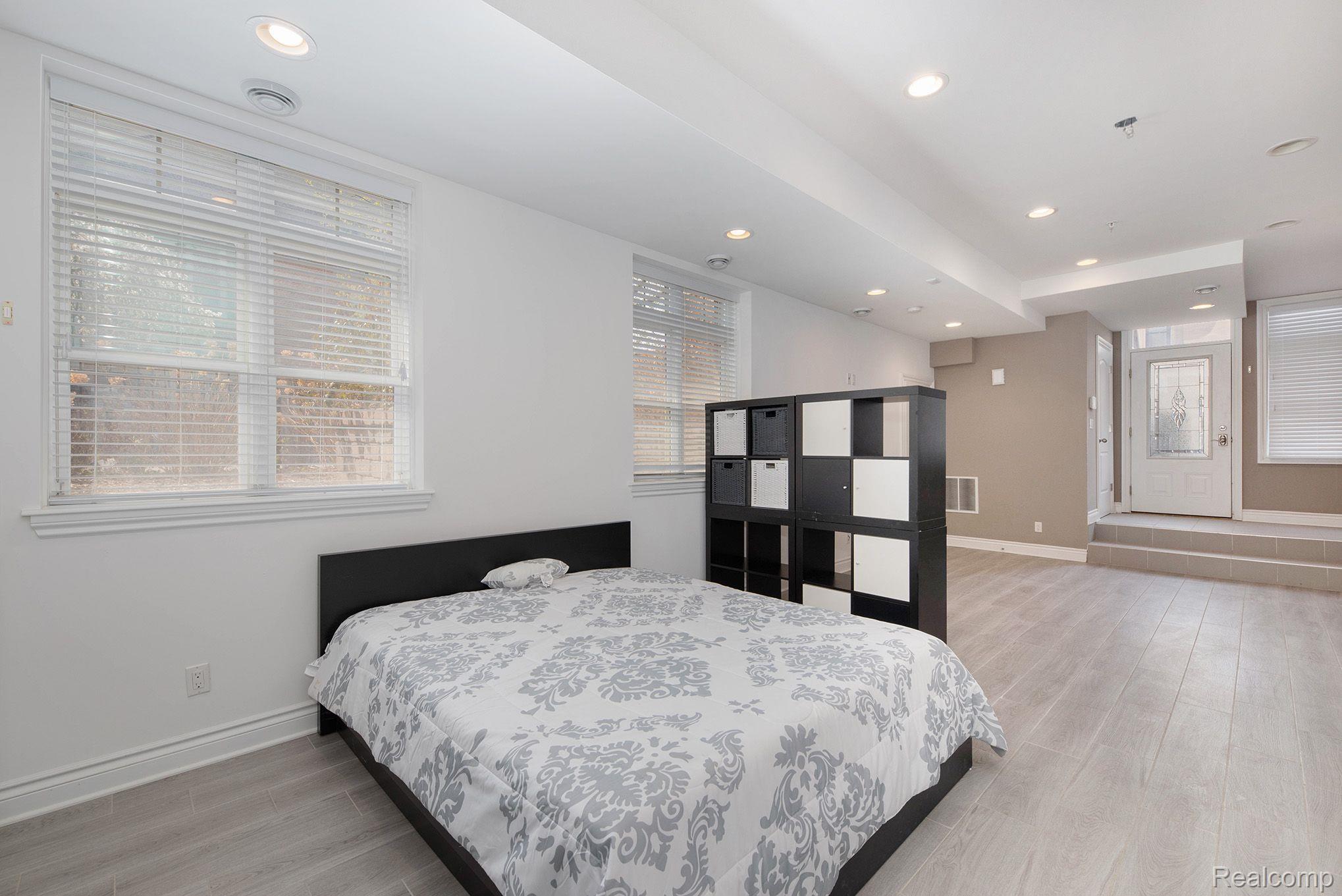 3148 John R Street, Unit 5 Detroit, MI 48201 - Photo 6 of 17 Gallery Image 6