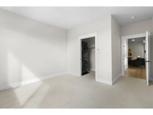 $1,050,000 | 15204 Southwest Flatcreek Lane, Tigard, OR 97224