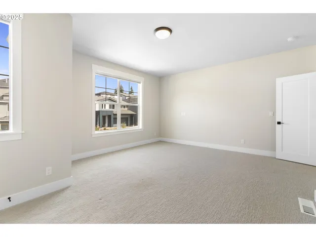 $1,050,000 | 15204 Southwest Flatcreek Lane, Tigard, OR 97224