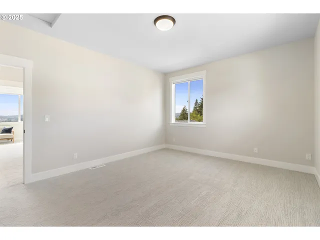 $1,050,000 | 15204 Southwest Flatcreek Lane, Tigard, OR 97224