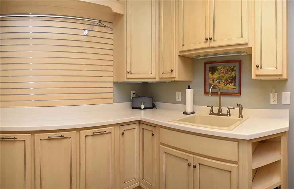 6790 Dean Road Indianapolis, IN 46220 - Photo 20 of 24 Gallery Image 20