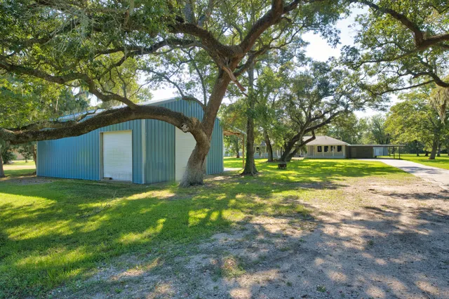 $279,000 | 6379 County Road 3, Sweeny, TX 77480