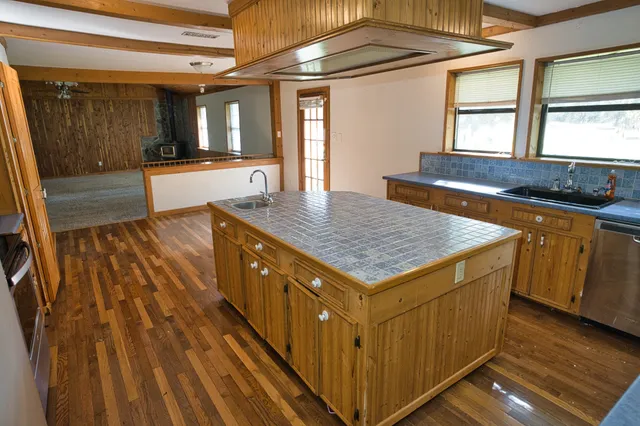 $279,000 | 6379 County Road 3, Sweeny, TX 77480