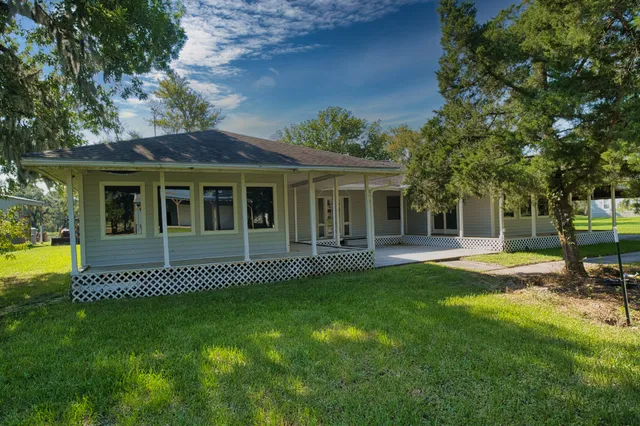 $279,000 | 6379 County Road 3, Sweeny, TX 77480
