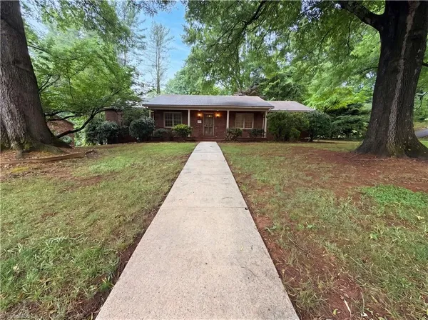 $353,000 | 3010 Hope Valley Road, Winston-Salem, NC 27106