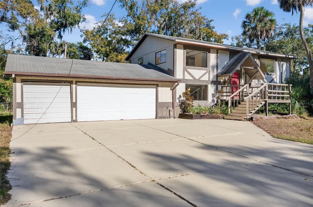 6345 Lost Trail New Port Richey, FL 34653 - Photo 6 of 82