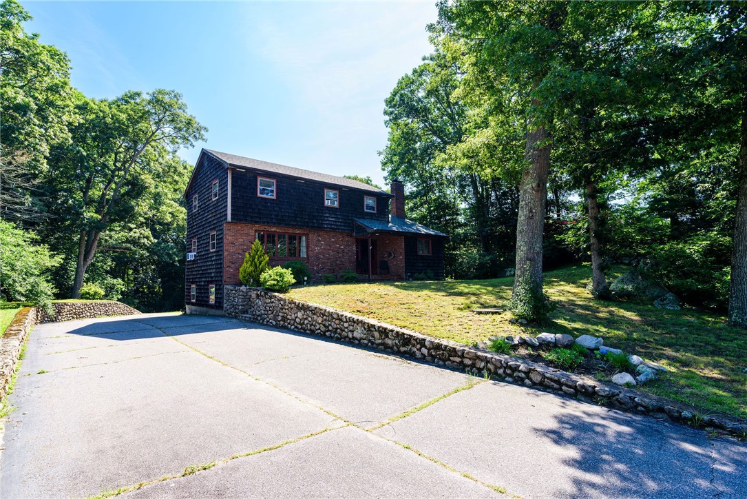 121 Winnapaug Road Westerly, RI 02891 - Photo 11 of 48