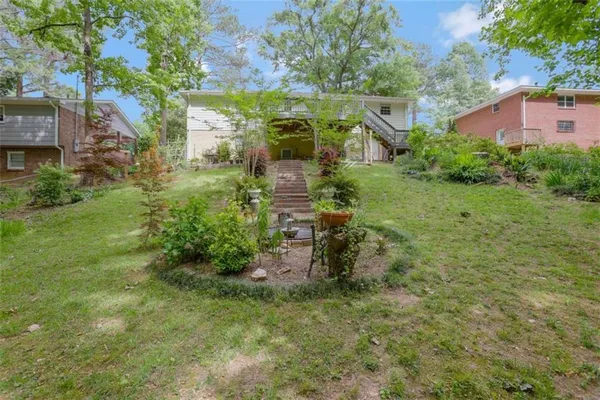 a view of a garden with pathway