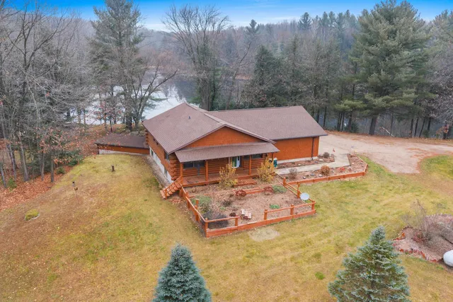 $499,900 | N6339 Airport Road, Bowler, WI 54416