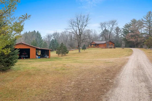 $499,900 | N6339 Airport Road, Bowler, WI 54416