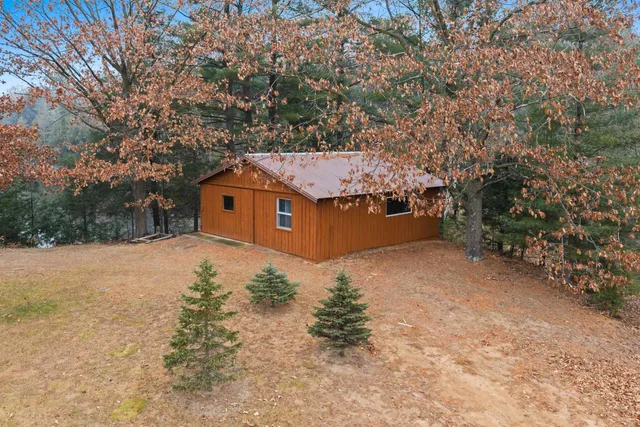 $499,900 | N6339 Airport Road, Bowler, WI 54416