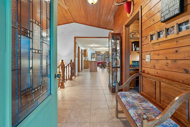 $499,900 | N6339 Airport Road, Bowler, WI 54416