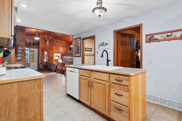 $499,900 | N6339 Airport Road, Bowler, WI 54416