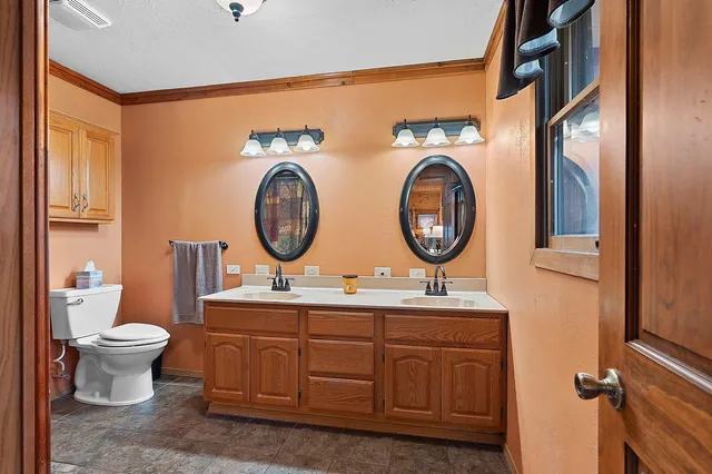 $499,900 | N6339 Airport Road, Bowler, WI 54416