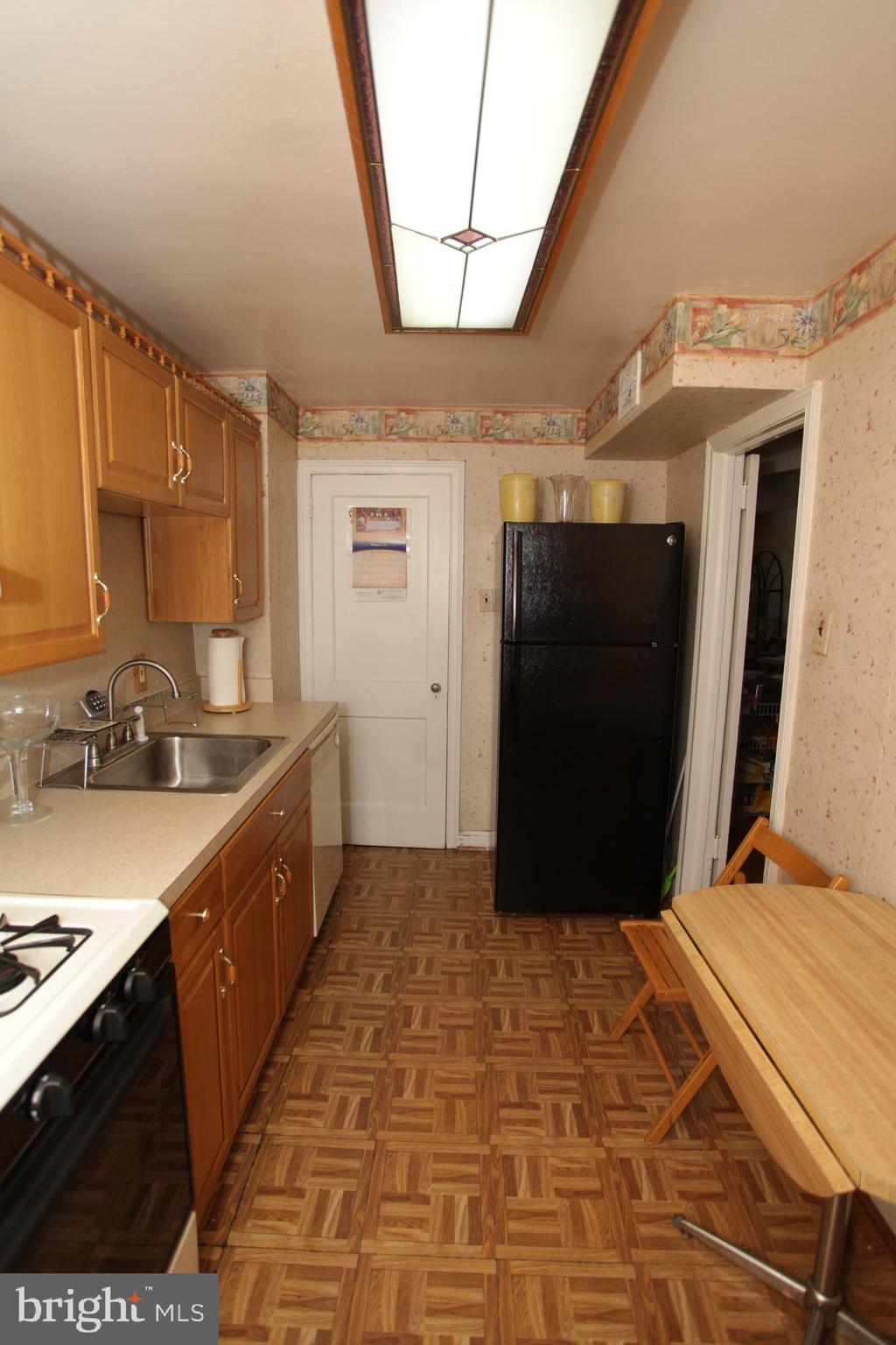 1542 Beverly Road Philadelphia, PA 19138 - Photo 12 of 32 Gallery Image 12
