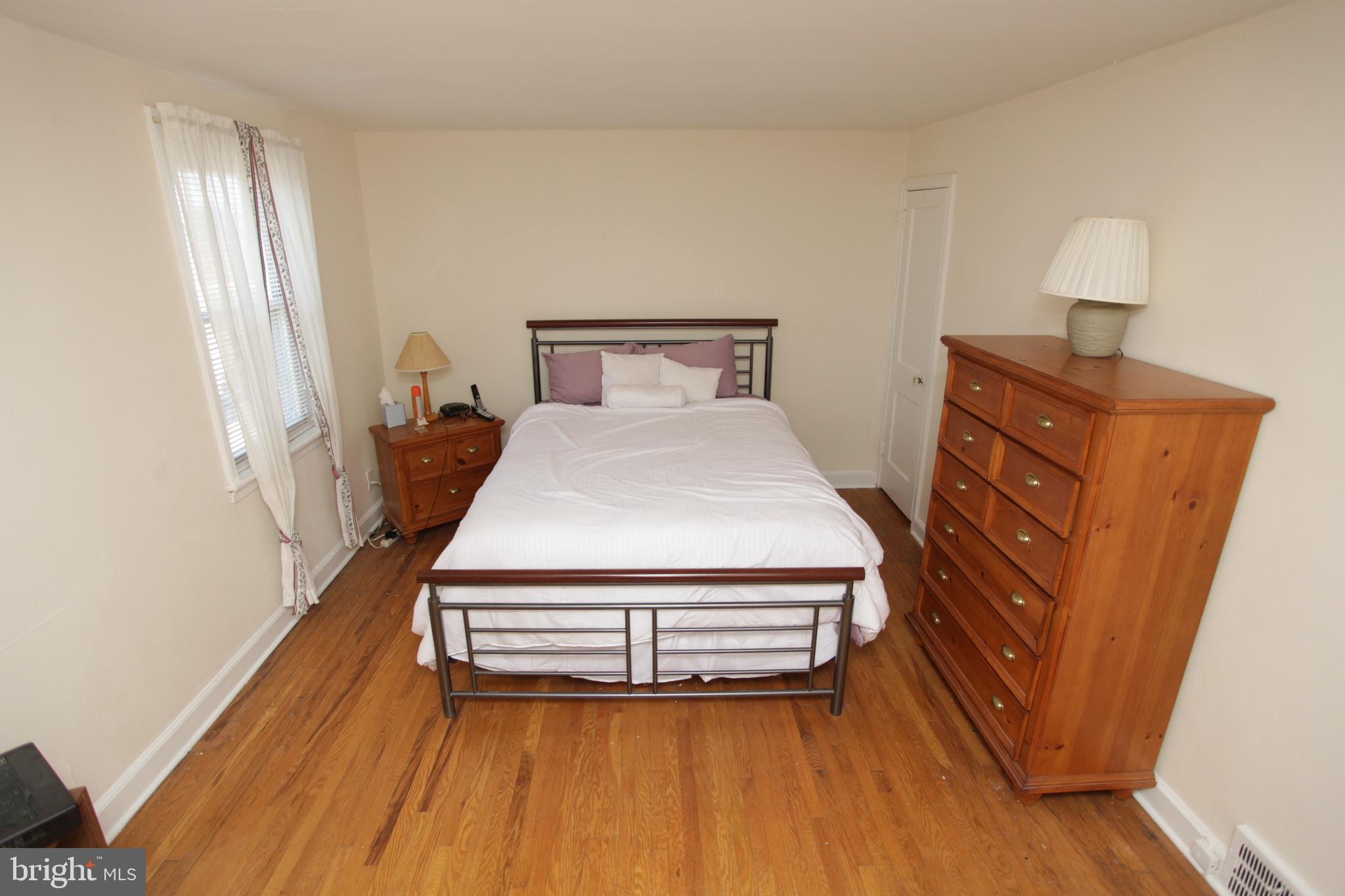 1542 Beverly Road Philadelphia, PA 19138 - Photo 13 of 32 Gallery Image 13