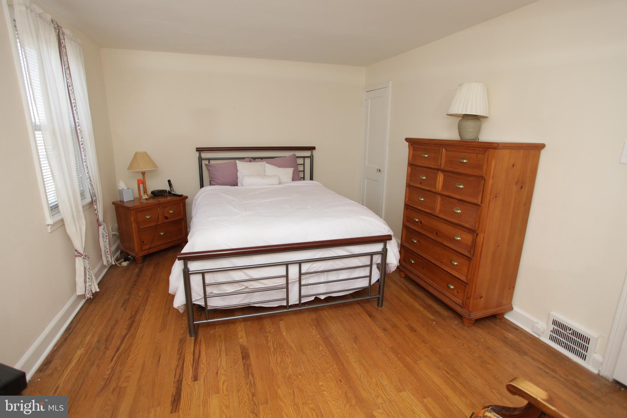 1542 Beverly Road Philadelphia, PA 19138 - Photo 15 of 32 Gallery Image 15