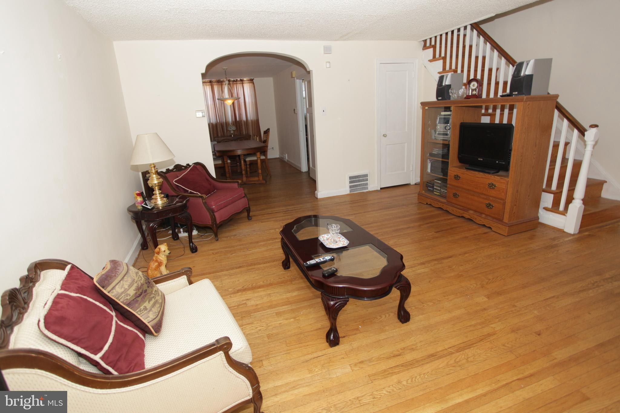 1542 Beverly Road Philadelphia, PA 19138 - Photo 4 of 32 Gallery Image 4