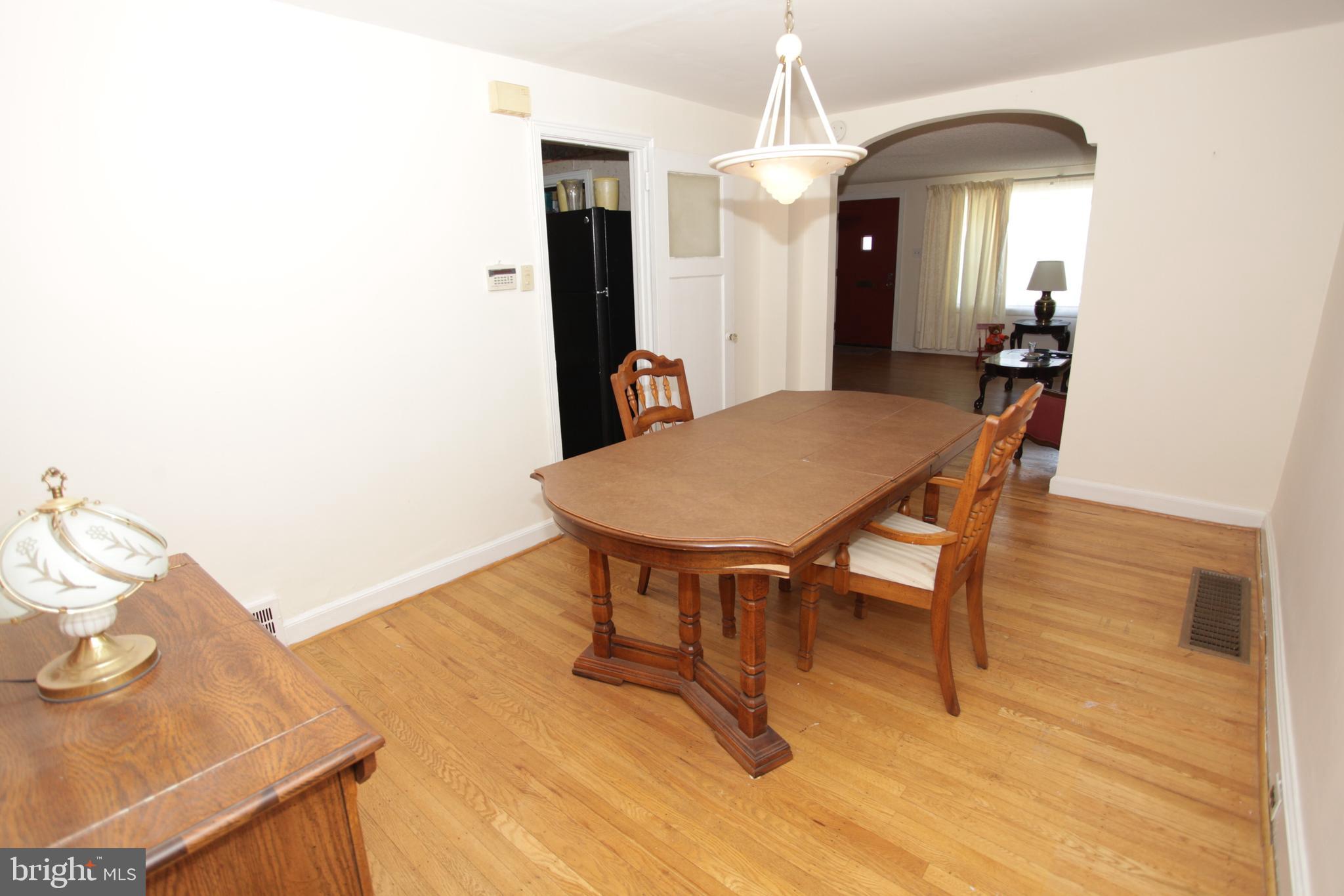 1542 Beverly Road Philadelphia, PA 19138 - Photo 8 of 32 Gallery Image 8