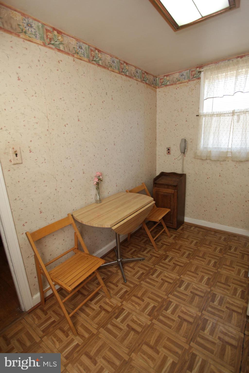 1542 Beverly Road Philadelphia, PA 19138 - Photo 9 of 32 Gallery Image 9