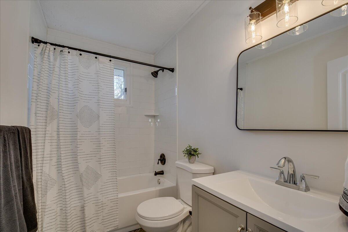215 East Pine Log Road Aiken, SC 29803 - Photo 17 of 28