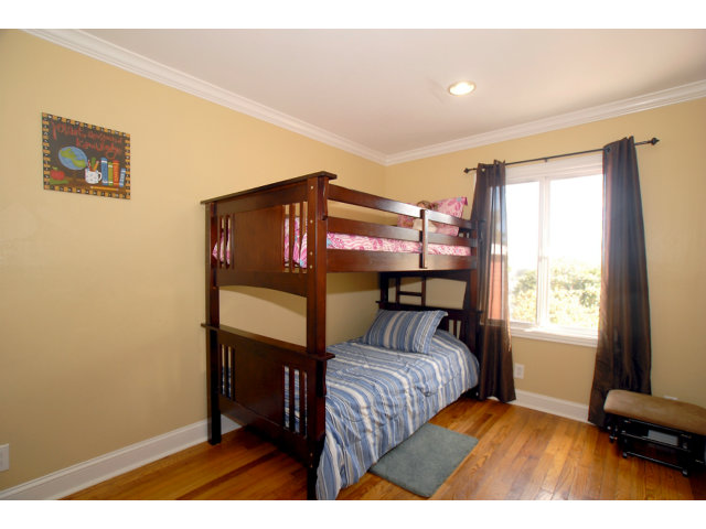 415 Rio Verde Street Daly City, CA 94014 - Photo 11 of 21 Gallery Image 11