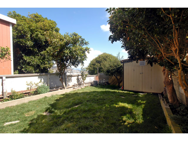 415 Rio Verde Street Daly City, CA 94014 - Photo 18 of 21 Gallery Image 18