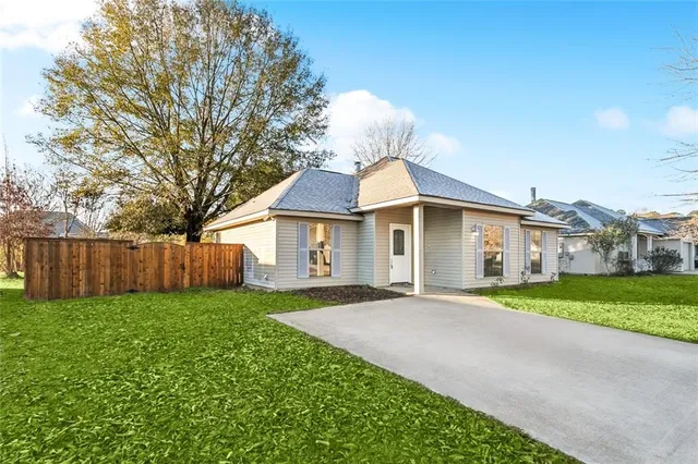 $209,000 | 28472 Rosedust Lane, Ponchatoula, LA 70454