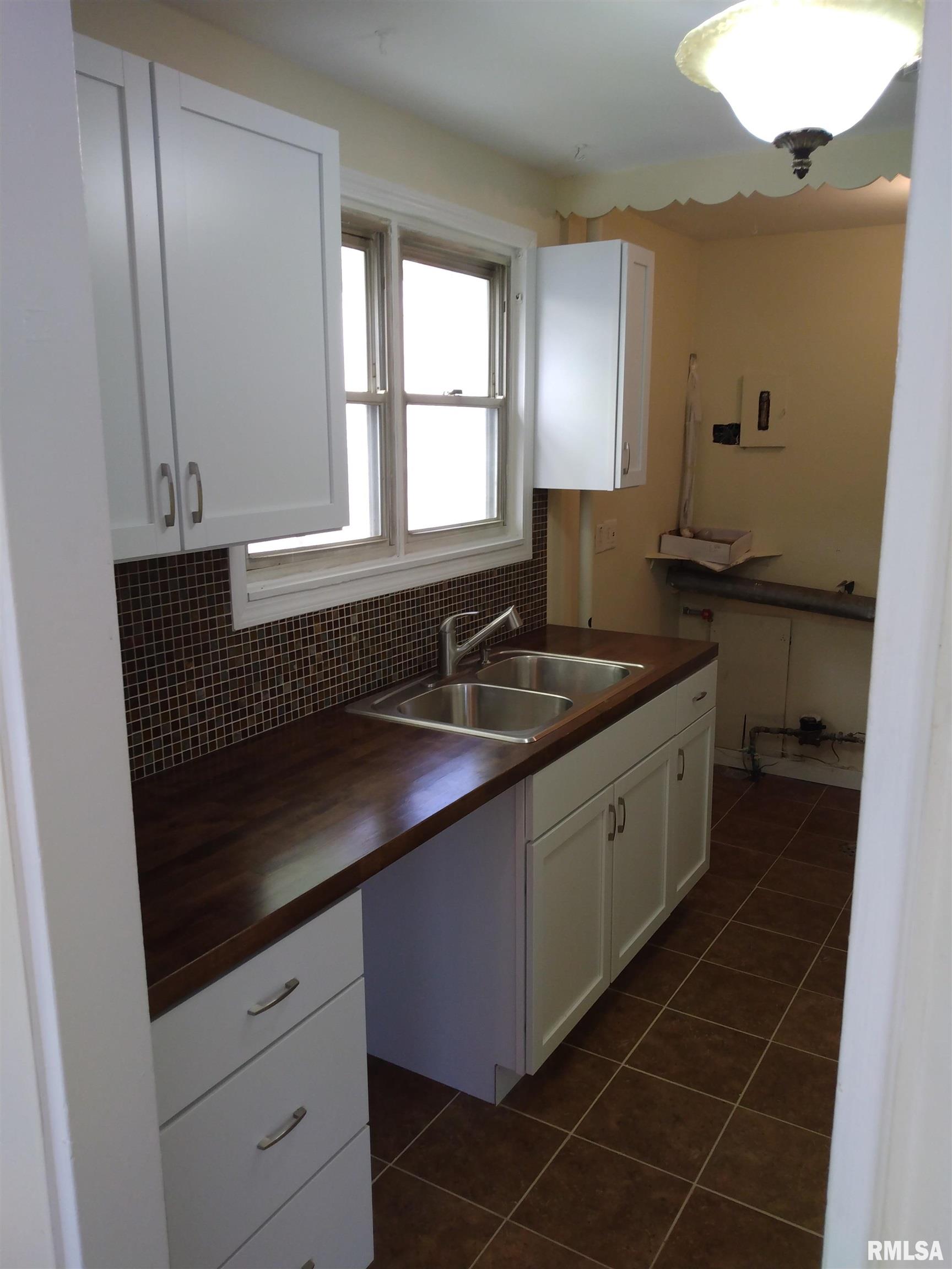 122 Craig Road Marquette Heights, IL 61554 - Photo 13 of 23 Gallery Image 13