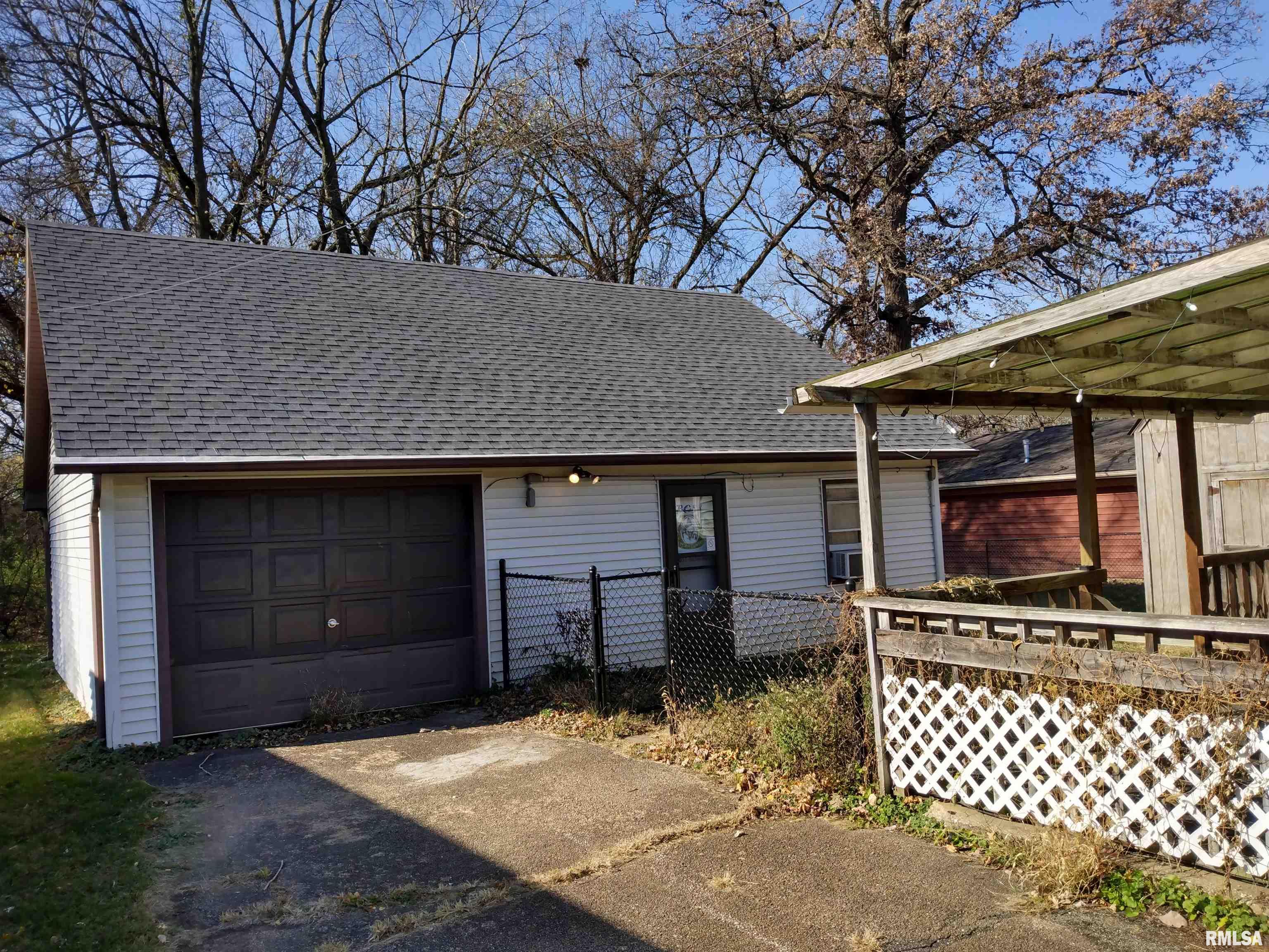122 Craig Road Marquette Heights, IL 61554 - Photo 2 of 23 Gallery Image 2