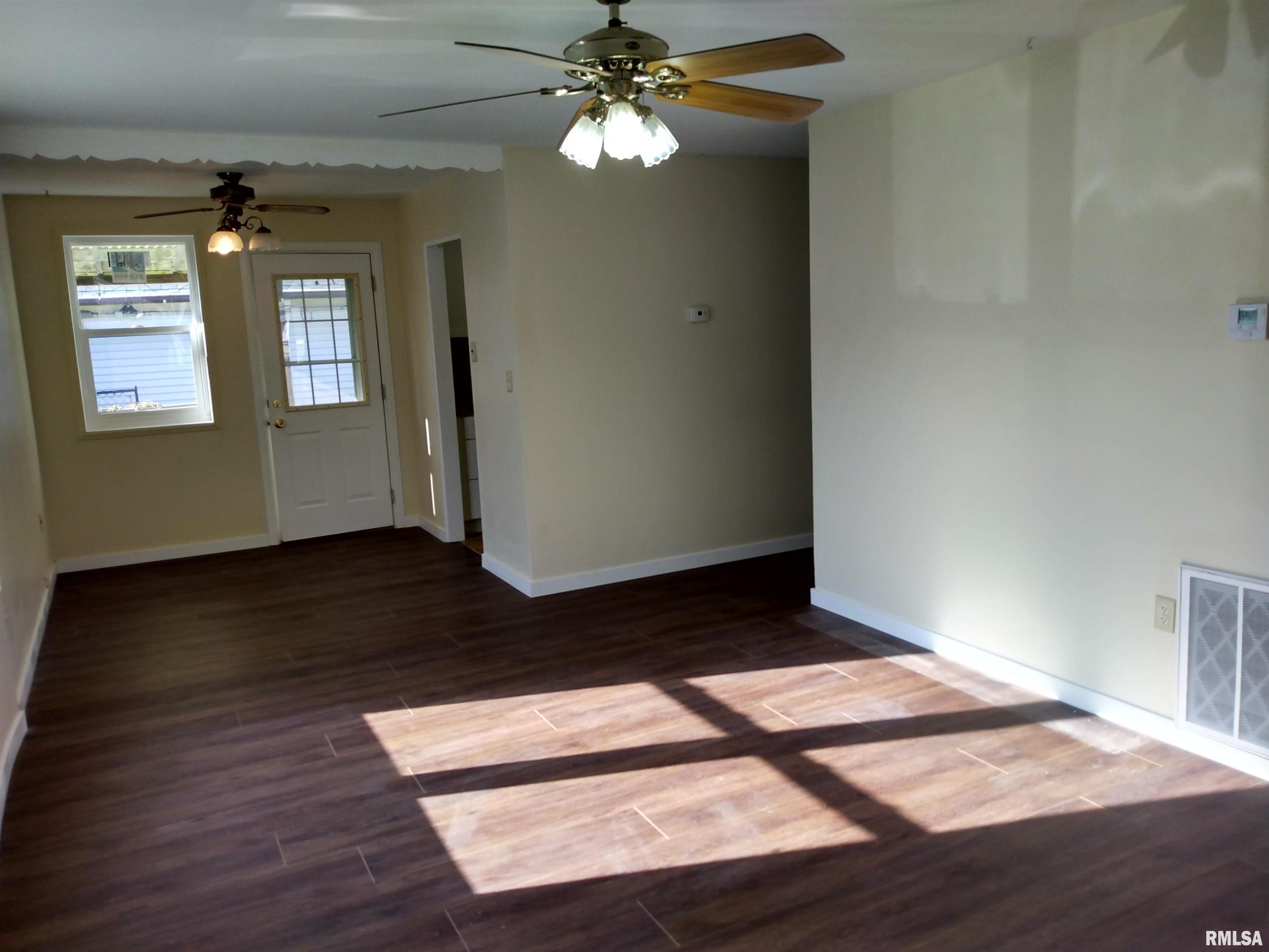 122 Craig Road Marquette Heights, IL 61554 - Photo 21 of 23 Gallery Image 21