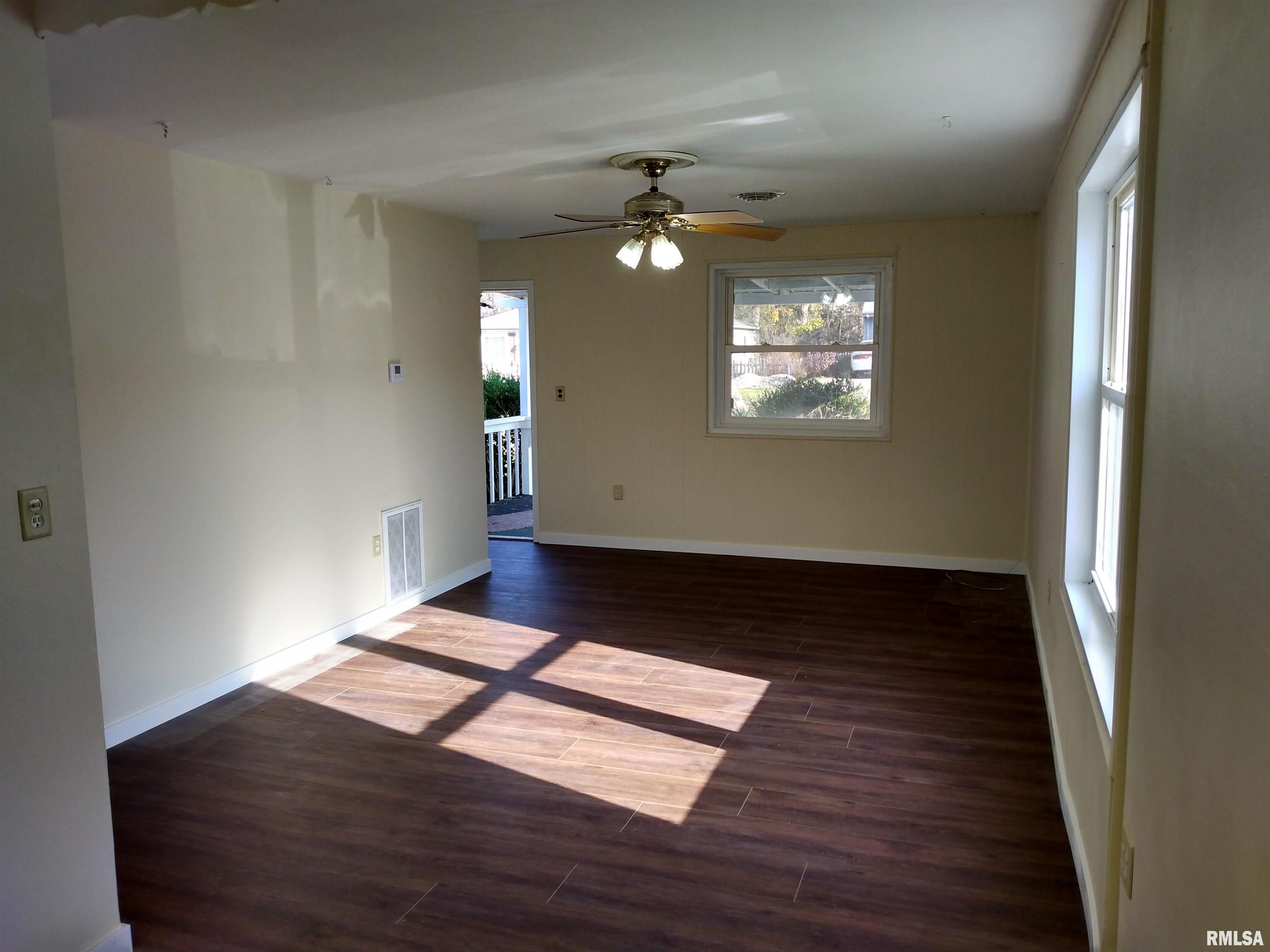 122 Craig Road Marquette Heights, IL 61554 - Photo 22 of 23 Gallery Image 22
