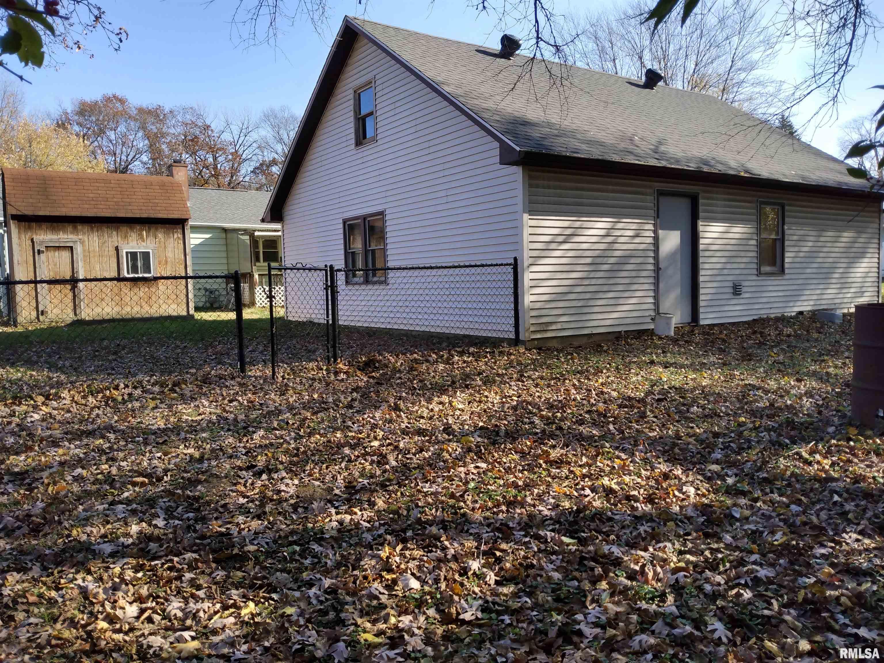 122 Craig Road Marquette Heights, IL 61554 - Photo 4 of 23 Gallery Image 4
