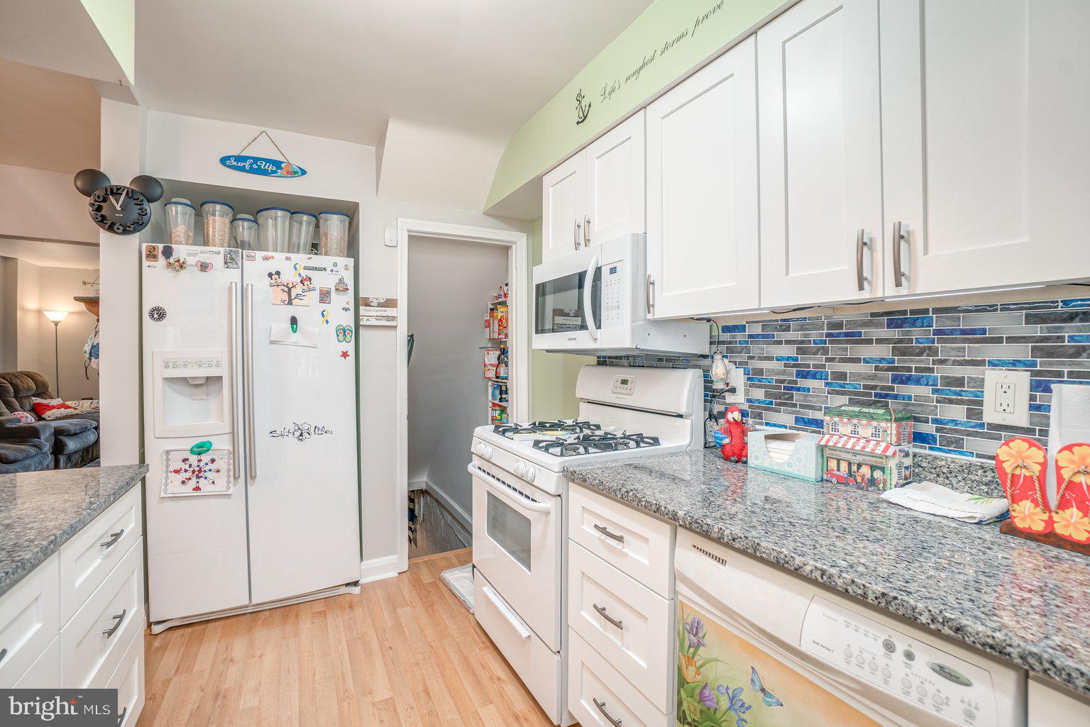 214 Riverthorn Road Baltimore, MD 21220 - Photo 12 of 28 Kitchen